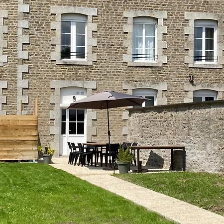 De La Poste 6 Feriehus Saint-Fraimbault-sur-Pisse